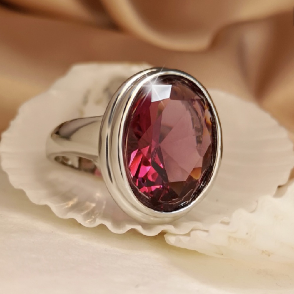 Silver Wine Red  Bohemian cocktail Ring Size 8 Valentines Day *